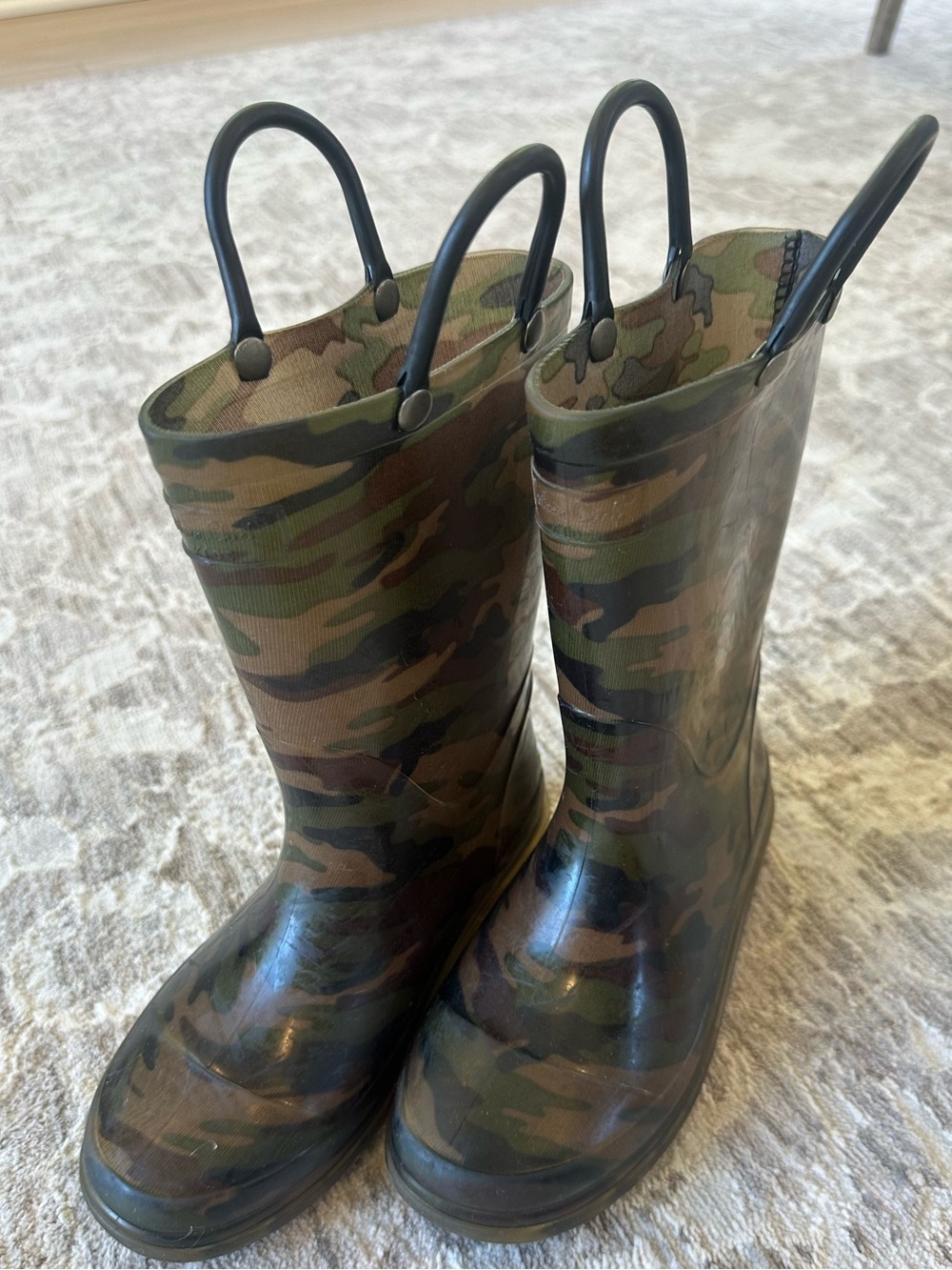 Western Chief Boys Camo Light Up Rain Boots (Size 12) - Picture 3 of 8